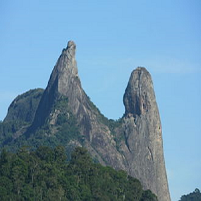O-padre-e-a-freira.png
